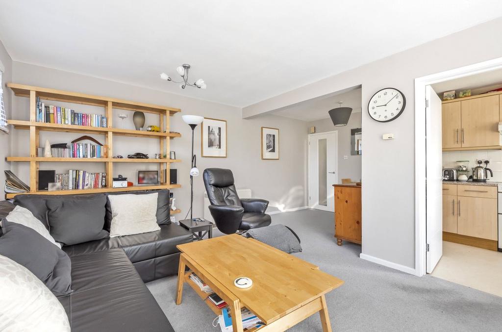 Brownhill Road, Chandler's Ford, Eastleigh, Hampshire, SO53 2 bed