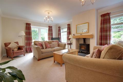 7 Copper Beech Close, Swanland, North Ferriby, HU14 3LR