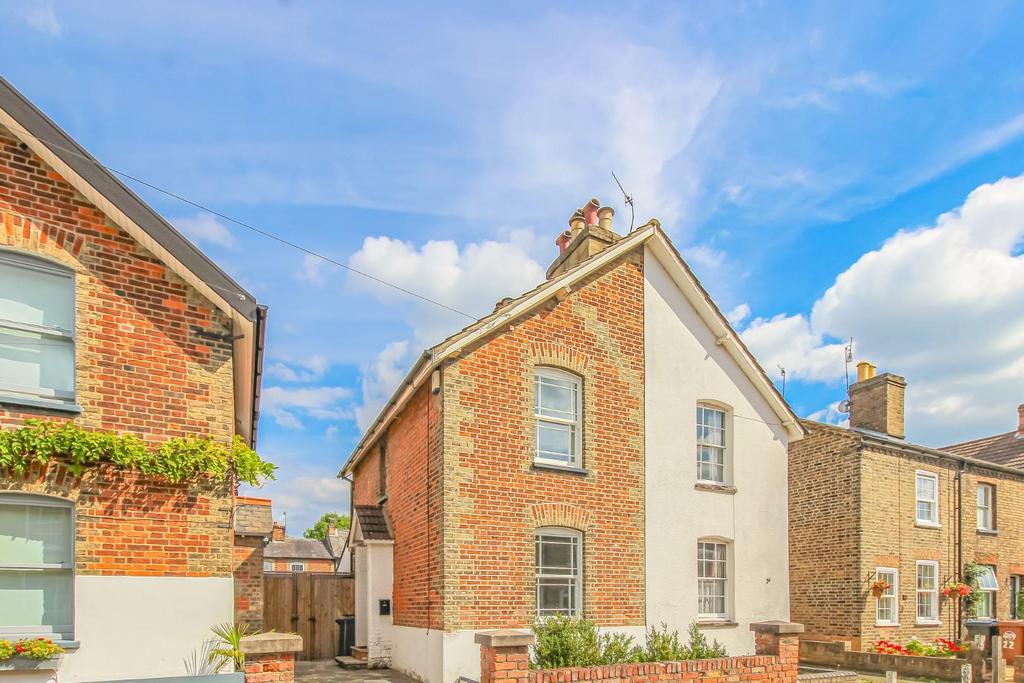 Townshend Street, Hertford 2 bed semidetached house £1,500 pcm (£346 pw)