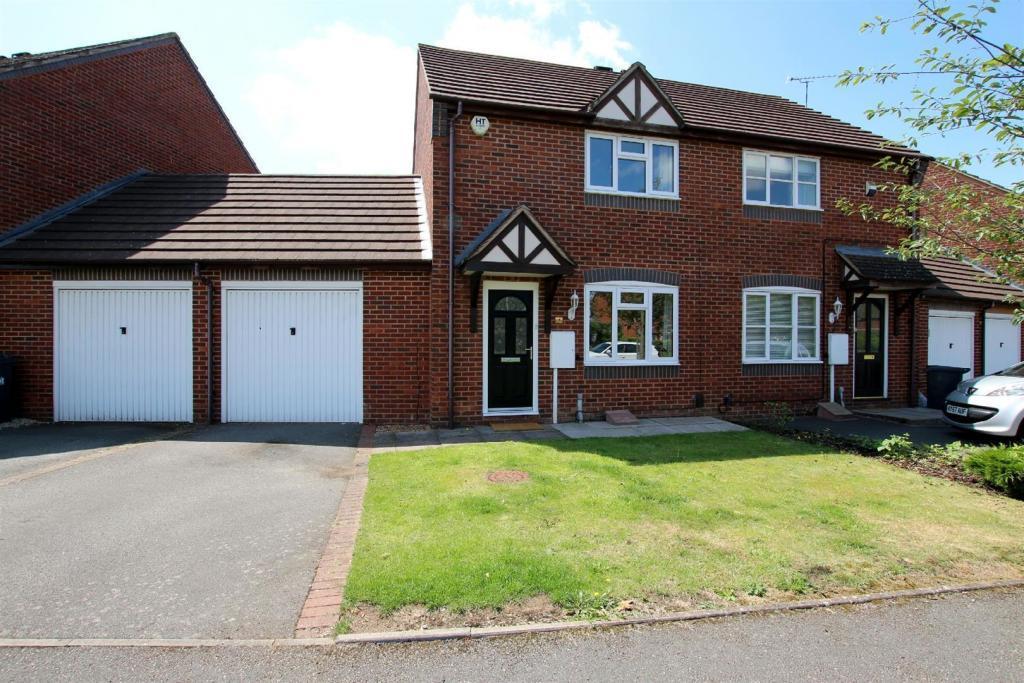 Antony Gardner Crescent, Whitnash... 2 bed semidetached house £950