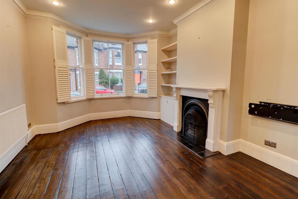 Wathen Road, Leamington Spa 3 bed terraced house £1,595 pcm (£368 pw)