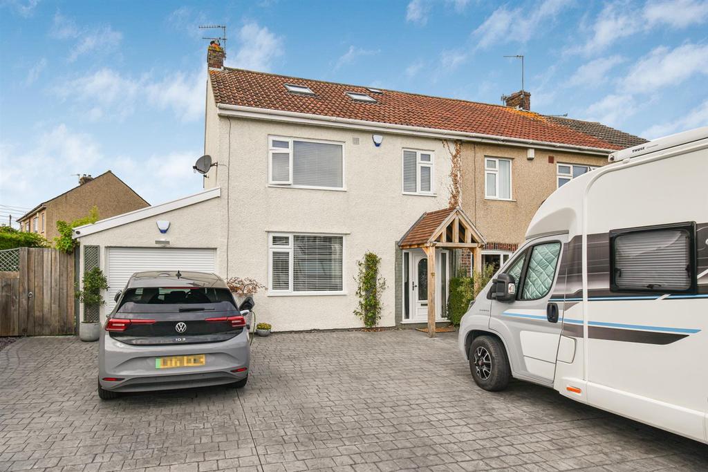 Memorial Road, Hanham, Bristol 4 bed semidetached house for sale £