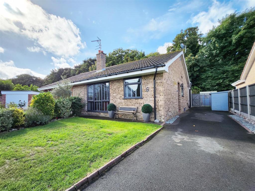 Silverwood Close, Lytham 2 bed semidetached bungalow for sale £350,000
