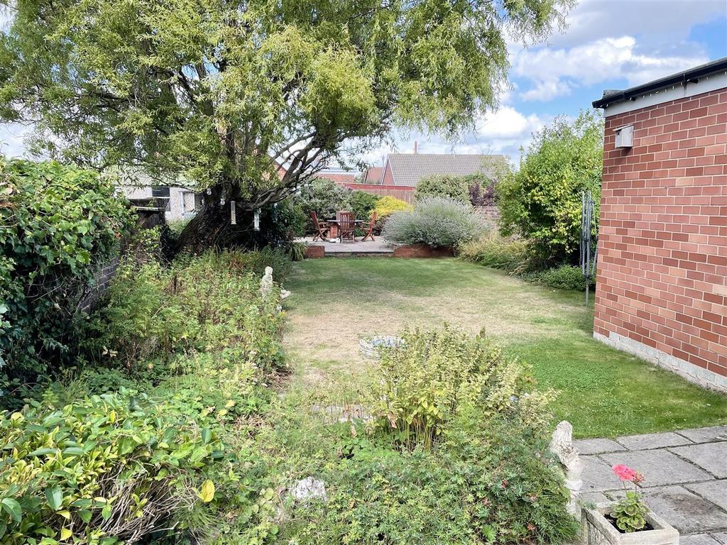 Albany Road, Ansdell, Lytham St Annes 3 bed semidetached house £415,000