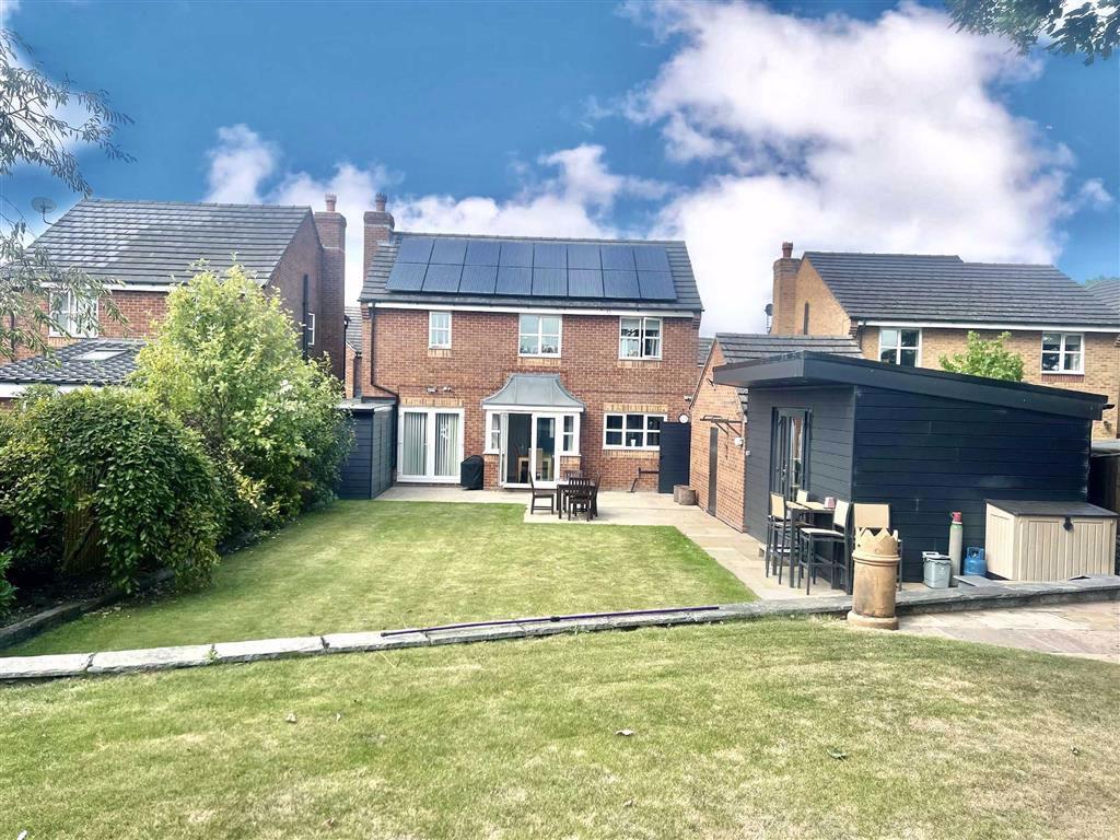 St Giles Park, Wrexham 4 bed detached house £360,000