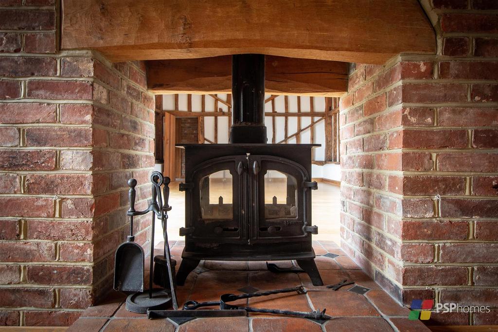 Log burner