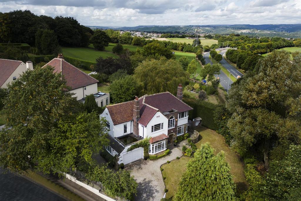 Dorchester Road, Huddersfield 5 bed detached house £550,000