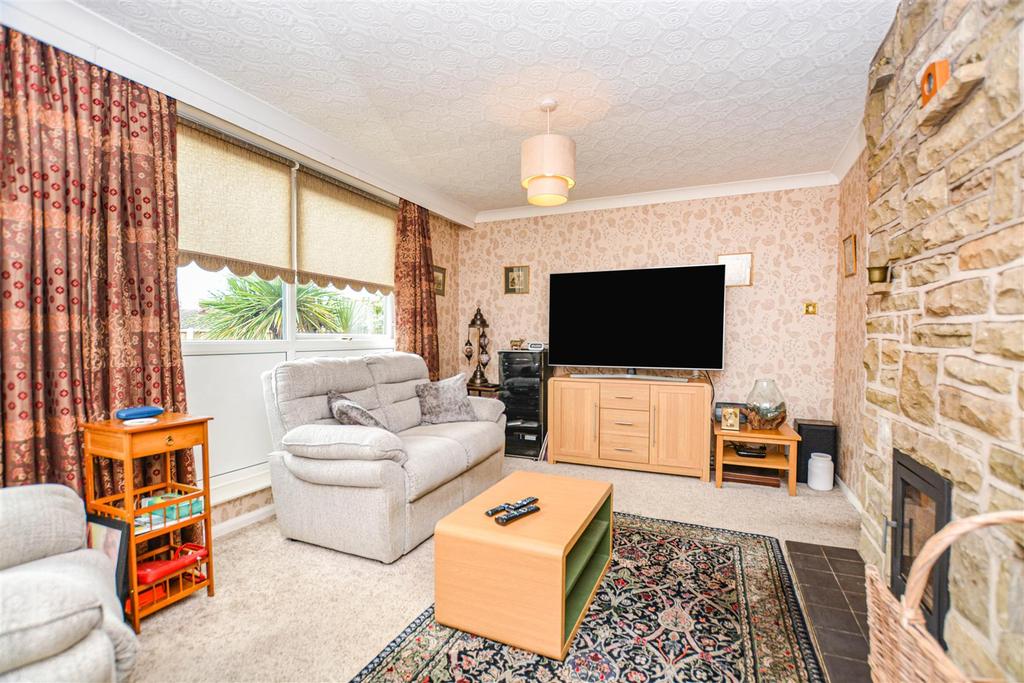 Chesney Drive, Scunthorpe 4 bed detached house £290,000