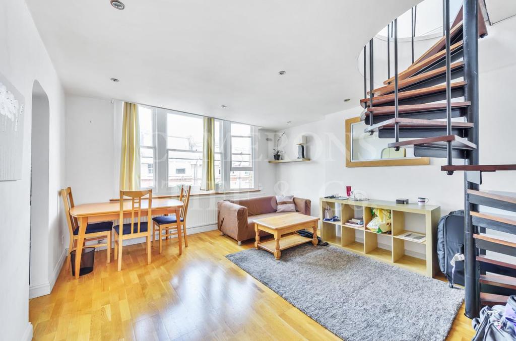 Birchington Road, London 3 bed flat £2,900 pcm (£669 pw)