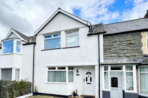 3 bedroom terraced house for sale, John Street, Llanrwst