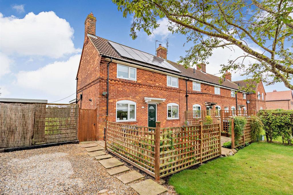 Mowbray Houses, Carlton Miniott, Thirsk 3 bed house for sale £299,950