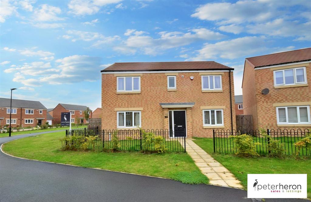 Brookdale, Thurcroft, Sunderland 4 bed detached house for sale £315,000