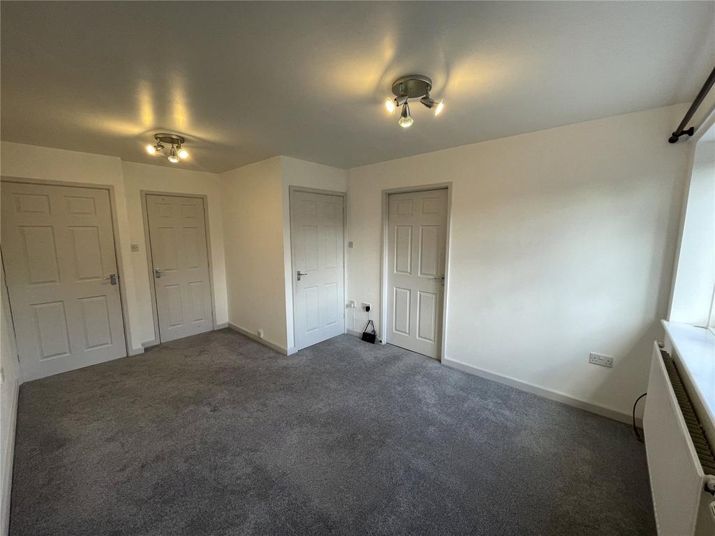 Ludworth Avenue, Marston Green... 1 bed apartment £675 pcm (£156 pw)