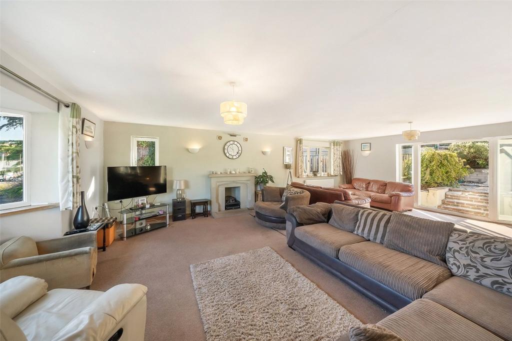 Stentiford Hill, Kingsbridge, Devon, TQ7 4 bed detached house £700,000