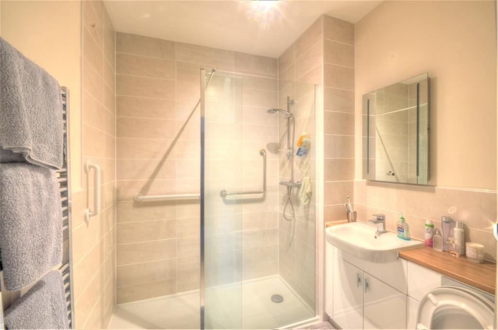Brigg Court, 22 Chantry Gardens, Filey 2 bed flat for sale £210,000