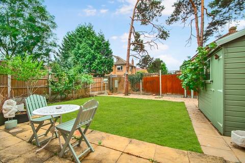 43 Hare Bridge Crescent, Ingatestone, CM4 9DR