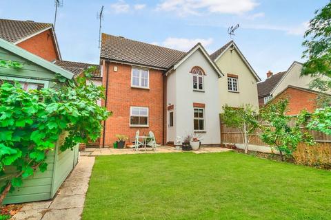 43 Hare Bridge Crescent, Ingatestone, CM4 9DR
