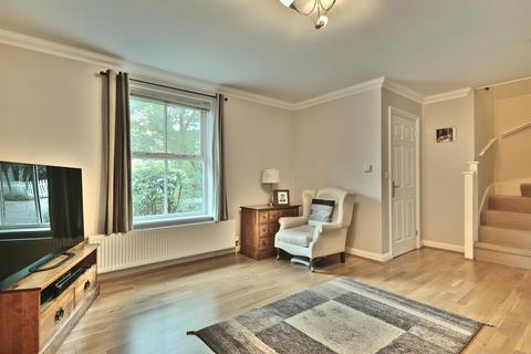 43 Hare Bridge Crescent, Ingatestone, CM4 9DR