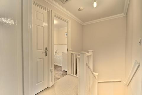 43 Hare Bridge Crescent, Ingatestone, CM4 9DR