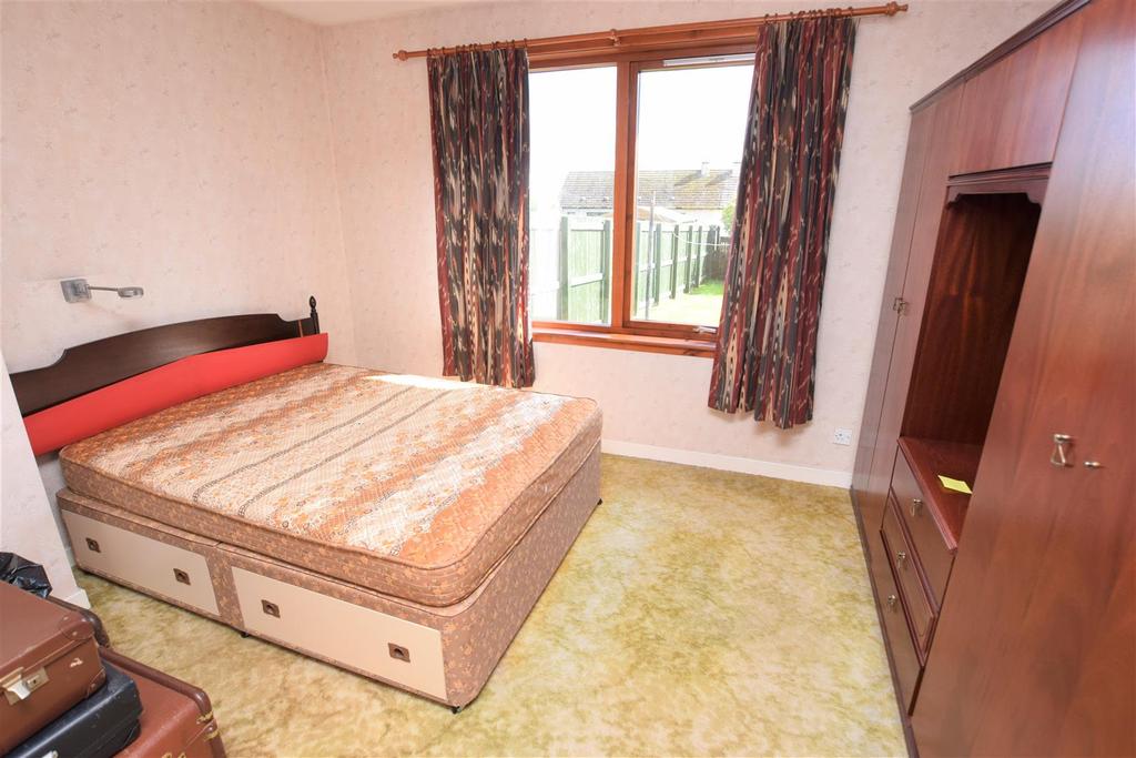 Bedroom one.jpg