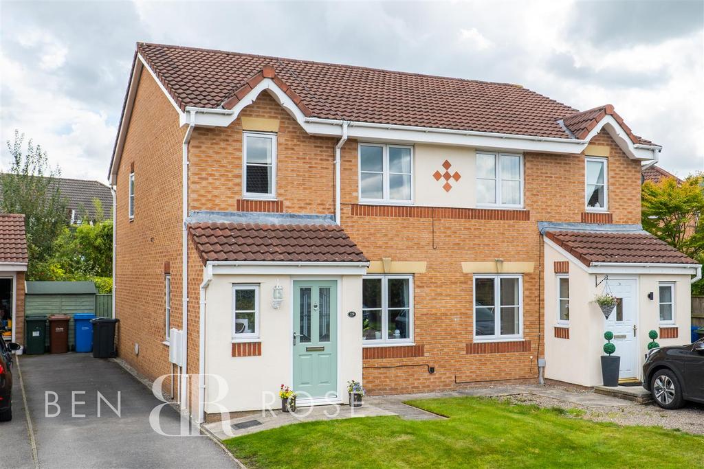 Lomond Close, Euxton, Chorley 3 bed semidetached house for sale £189,995
