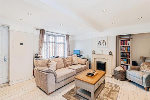 71 Manor Farm Drive, London, E4 6HJ