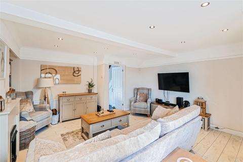 71 Manor Farm Drive, London, E4 6HJ