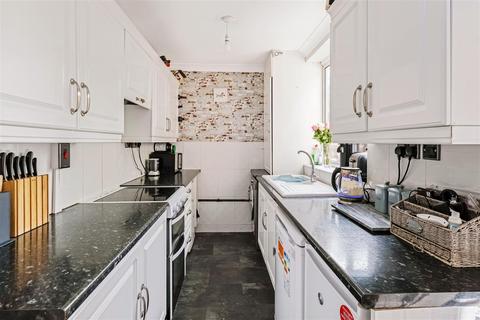 71 Manor Farm Drive, London, E4 6HJ