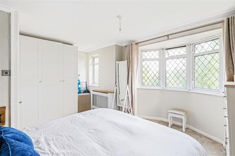 71 Manor Farm Drive, London, E4 6HJ