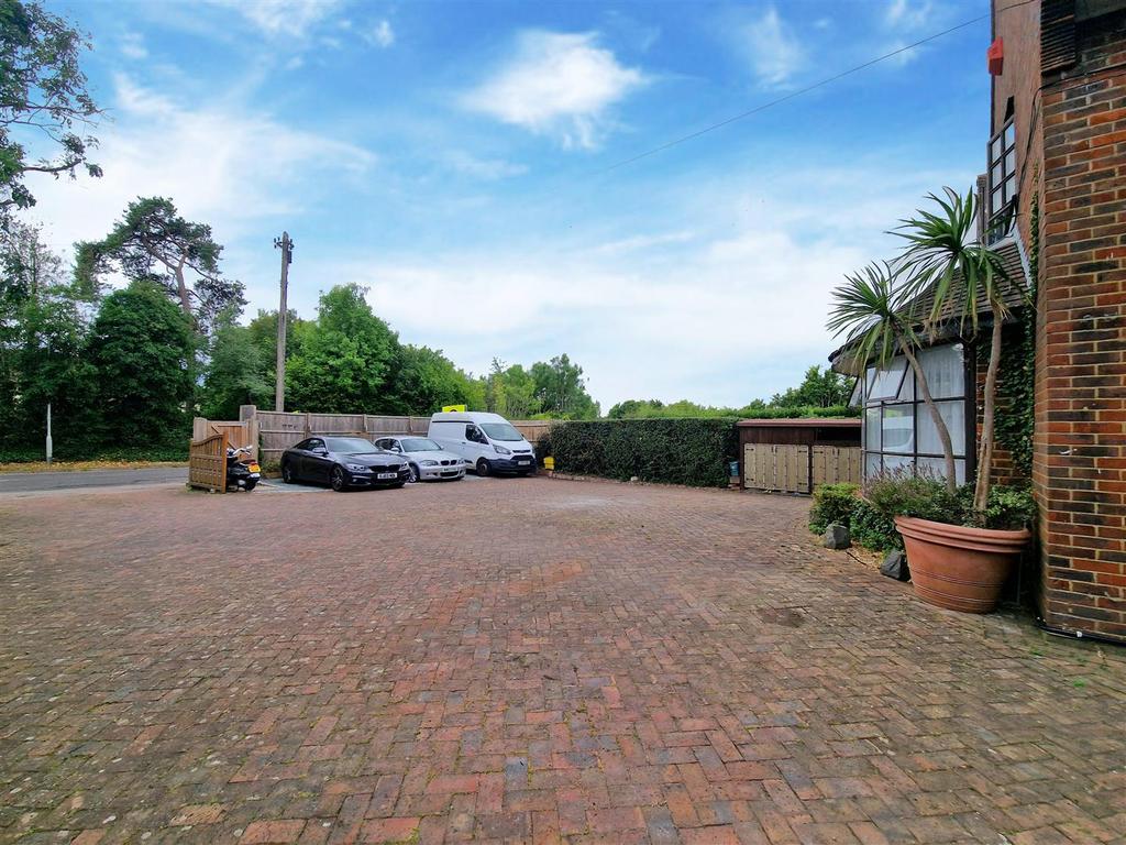 Front drive.jpg