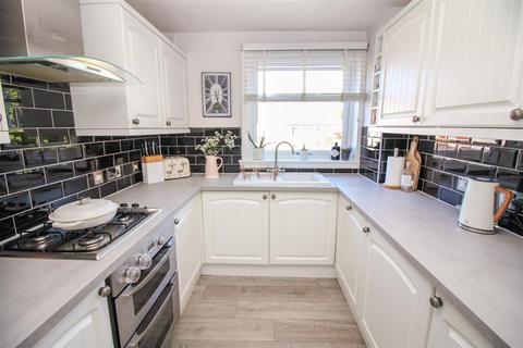 8 Bowden Road, Hawick, TD9 7DA