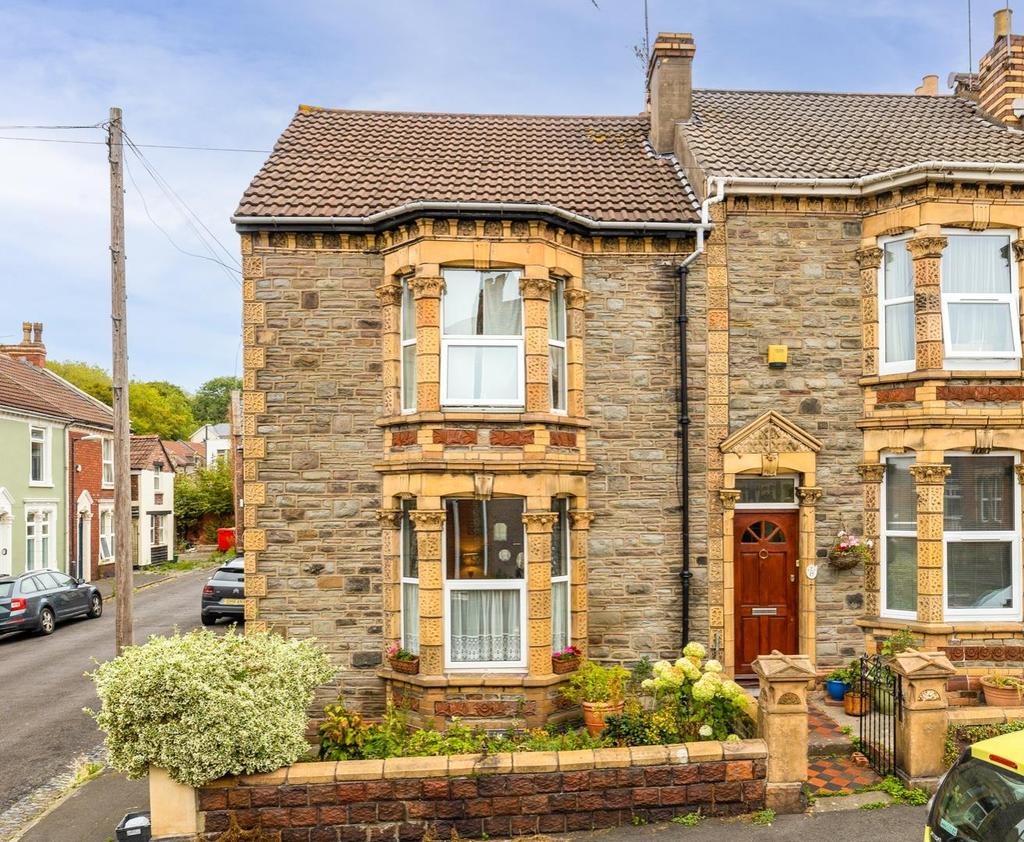 13 Cossham Road 32.jpg