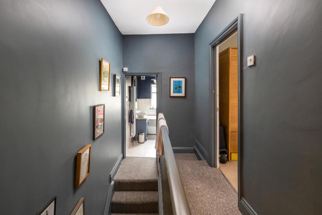 13 Cossham Road 6.jpg