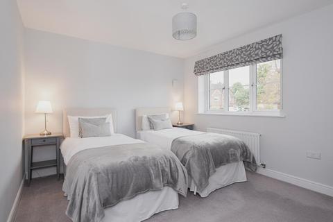 2 Skylark Close, Epsom, KT17 1AR