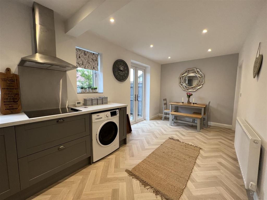 Dining Kitchen