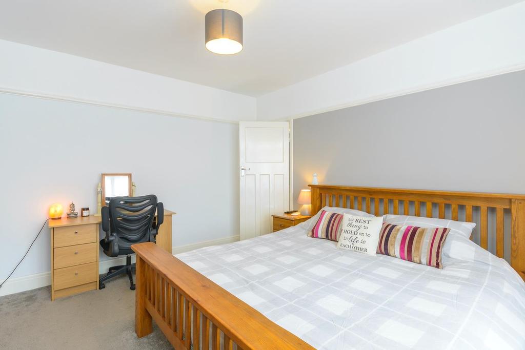 DAORERGYNOC61 - Bedroom D.jpg