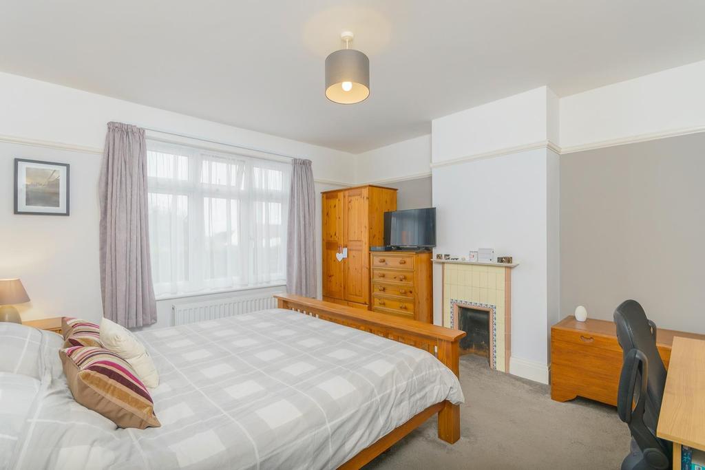 DAORERGYNOC61 - Bedroom A.jpg