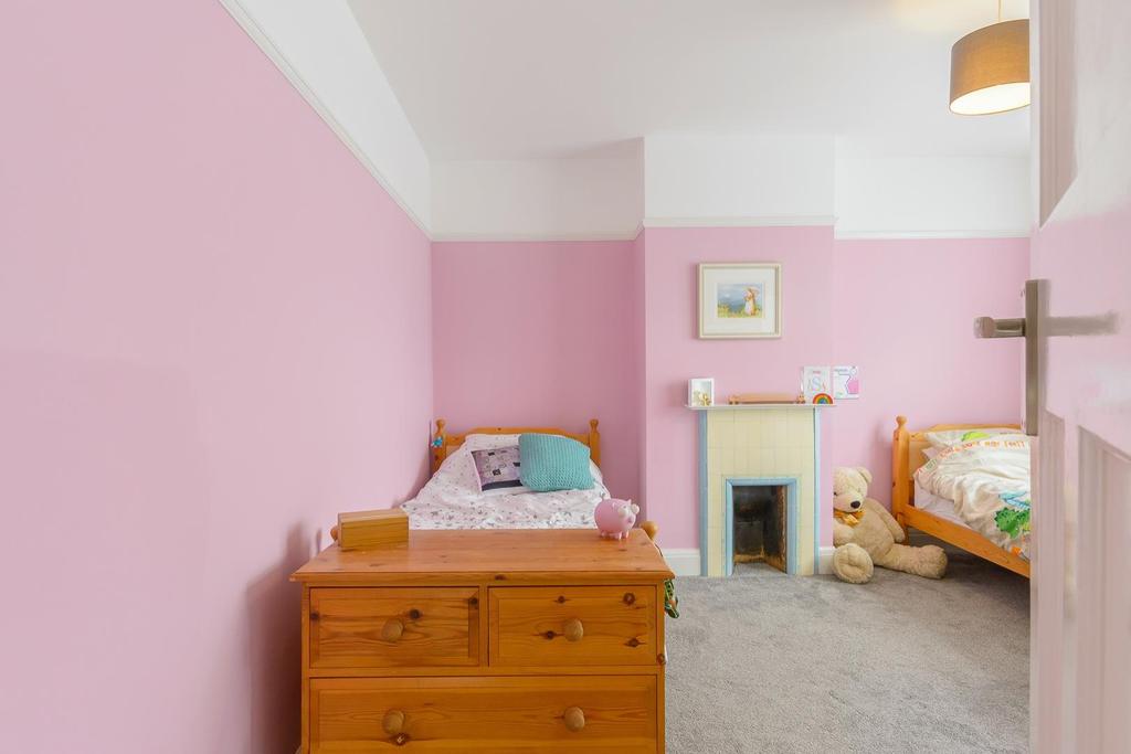 DAORERGYNOC61 - Bedroom I.jpg