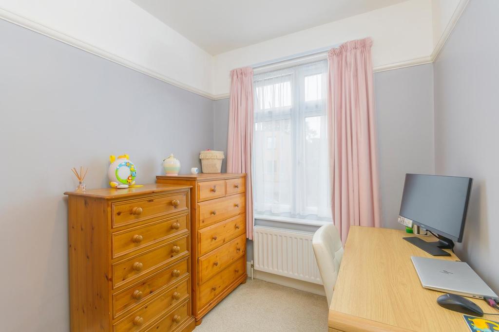 DAORERGYNOC61 - Bedroom K.jpg