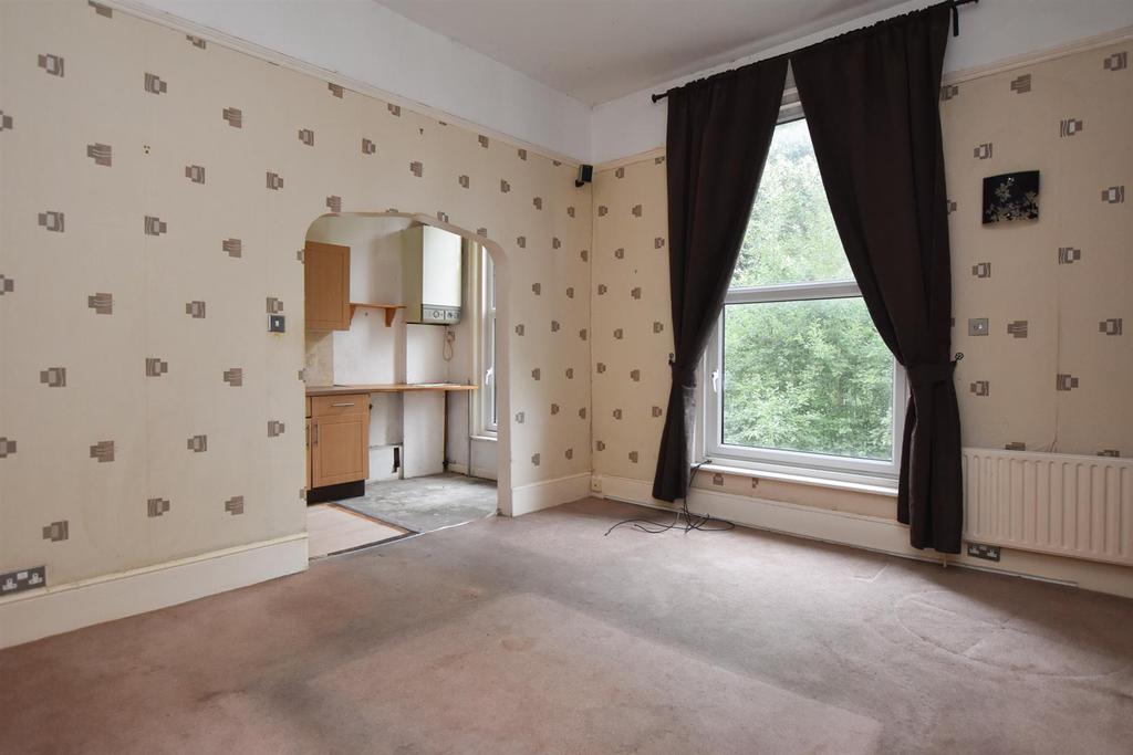 Laton Road, Hastings 1 bed flat £175,000