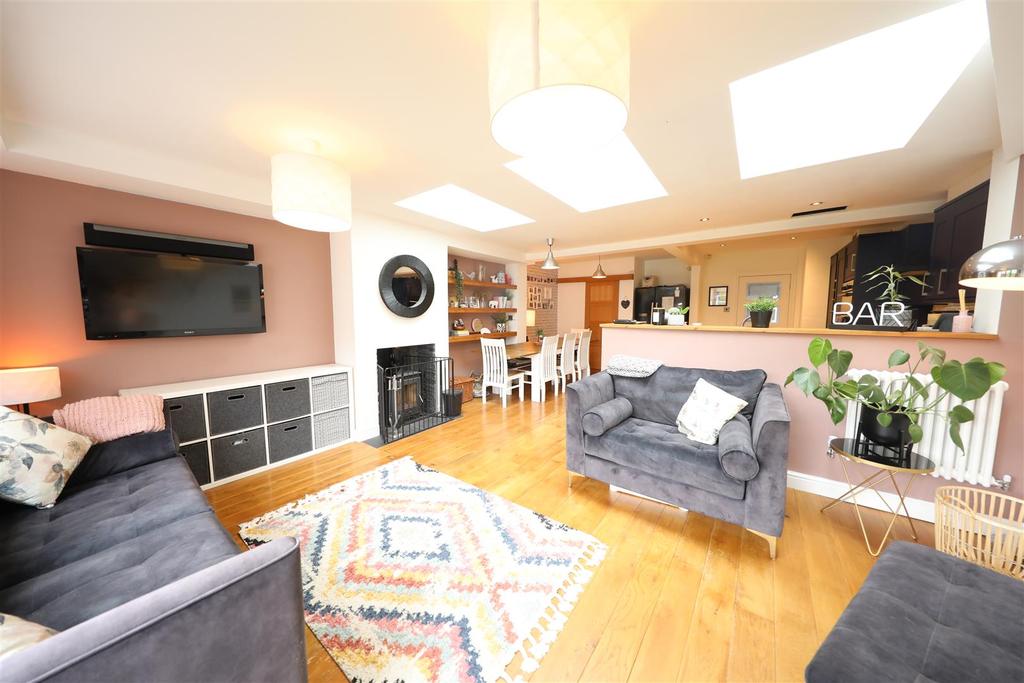 Auckland Avenue, Hull 3 bed semidetached house for sale £220,000
