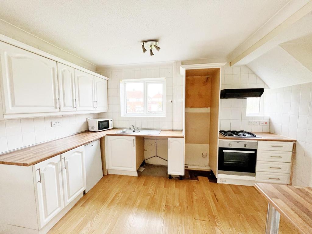Oakdene Road, Fishburn, StocktonOnTees 3 bed semidetached house £