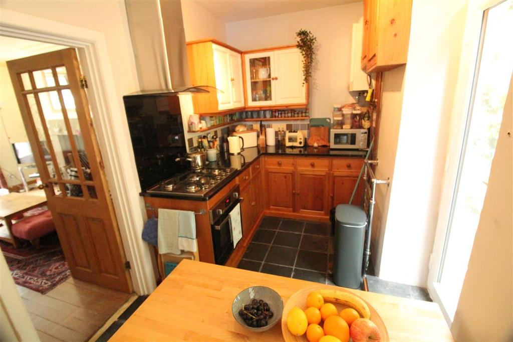 Fitted Kitchen