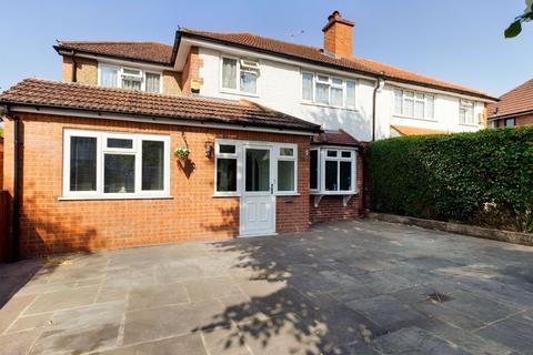 40 Upper Selsdon Road, South Croydon, CR2 8DE