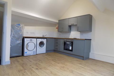 2 bedroom apartment to rent, High Street, Bangor, Gwynedd, LL57