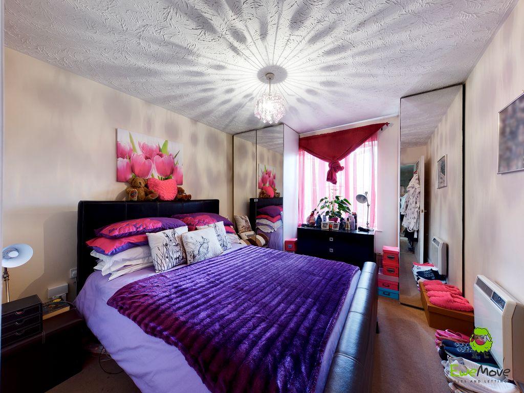 Bedroom 1 (Double)