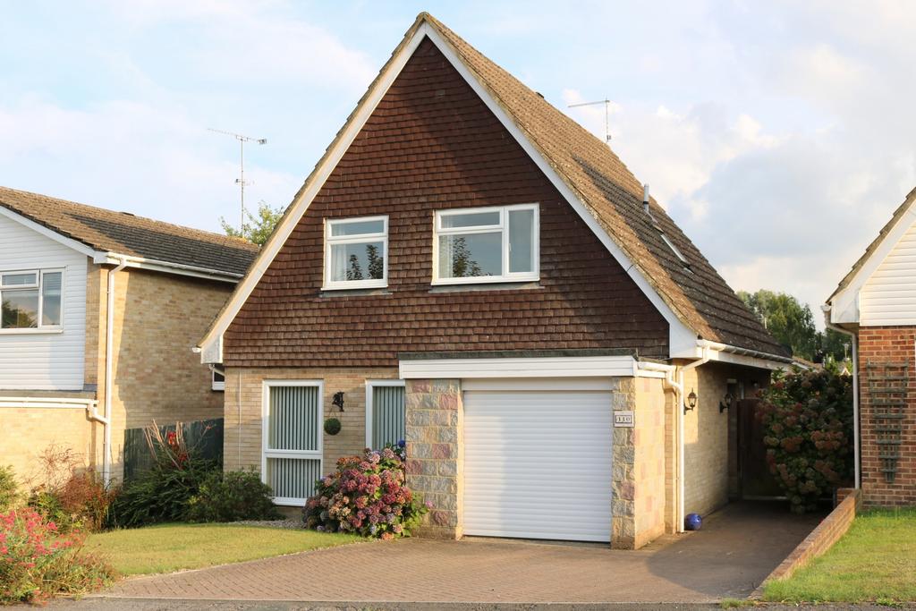 Hoblands, Haywards Heath, RH16 4 bed house for sale £495,000