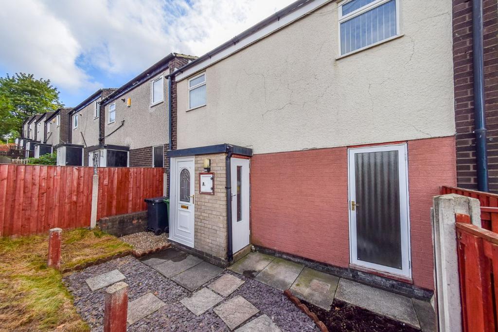 Cottingley Drive, Leeds 2 bed terraced house for sale £125,000