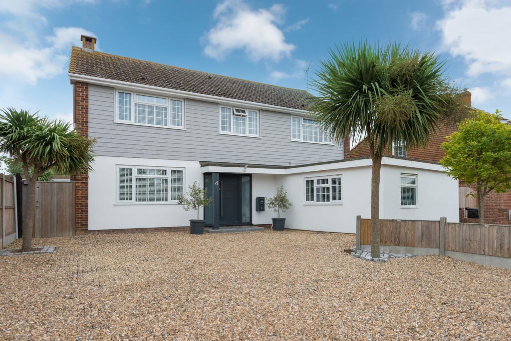 Seasalter Lane, Whitstable 5 bed detached house for sale £685,000