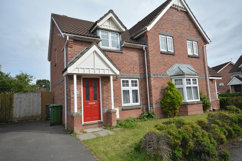 Harrison Drive, St. Mellons, Cardiff.... 2 bed semidetached house £